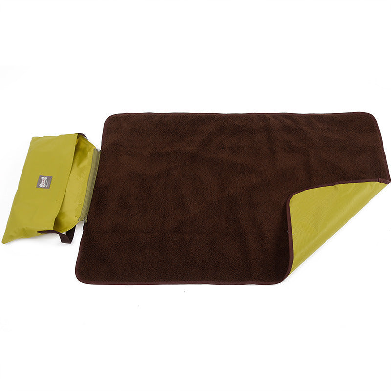Green Cashmere Outdoor Pet Blanket Folding Storage Portable Waterproof Warmth Dog Cat Products - Big Bear Peak